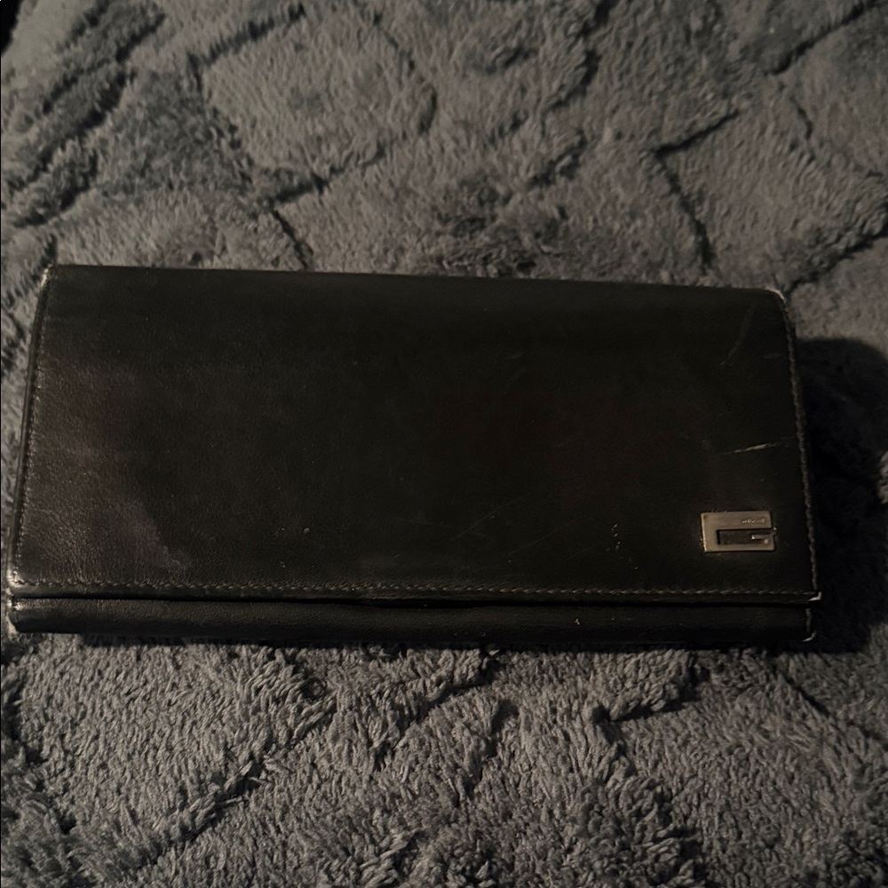 Gucci leather wallet